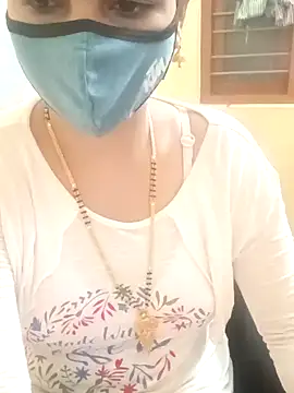 Snapshot of yourtamilcouple chatting on 12.26.24 yourtamilcouple online show from 12.26.24