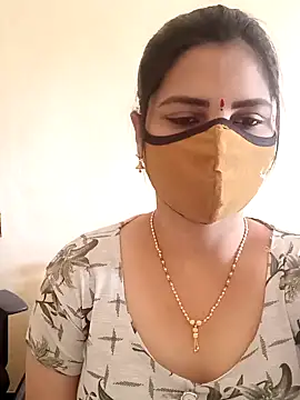 Snapshot of yourtamilcouple chatting on 03.04.25 yourtamilcouple online show from 03.04.25