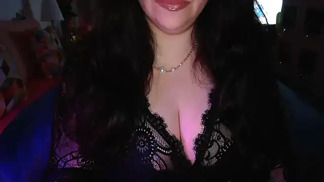 Snapshot of CronacaErotica chatting on 02.25.25 CronacaErotica online show from 02.25.25