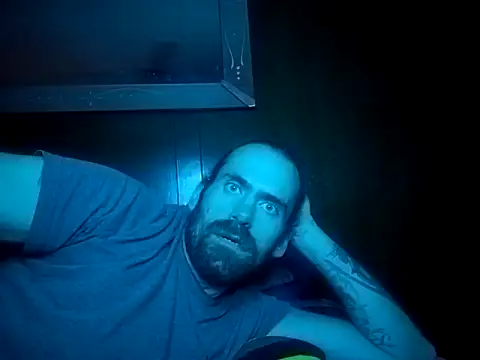 Snapshot of RobStrokes215 chatting on 12.10.24 RobStrokes215 online show from 12.10.24