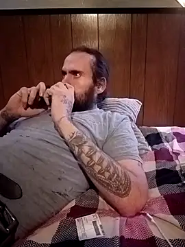 Snapshot of RobStrokes215 chatting on 01.31.25 RobStrokes215 online show from 01.31.25