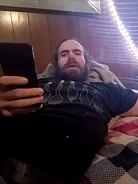 Snapshot of RobStrokes215 chatting on 02.02.25 RobStrokes215 online show from 02.02.25