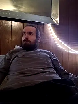 Snapshot of RobStrokes215 chatting on 02.12.25 RobStrokes215 online show from 02.12.25