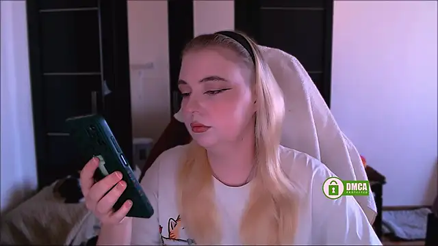 EvaAndLilith online show from 10.11.25