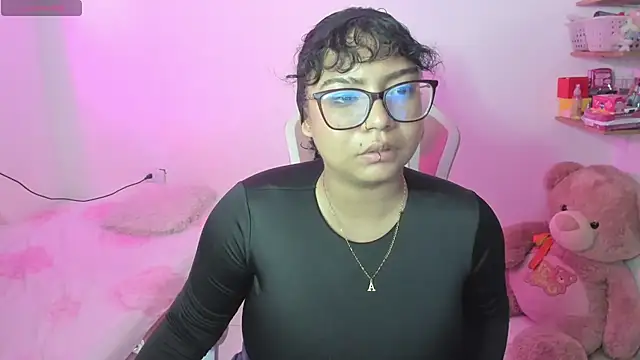 Snapshot of im_angels77 chatting on 09.12.25 im angels77 online show from 09.12.25