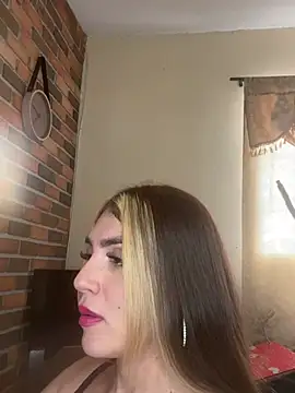 Snapshot of Emmy_flow chatting on 03.07.25 Emmy flow online show from 03.07.25