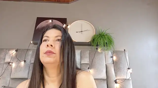 JaylaScott   online show from 04.12.26