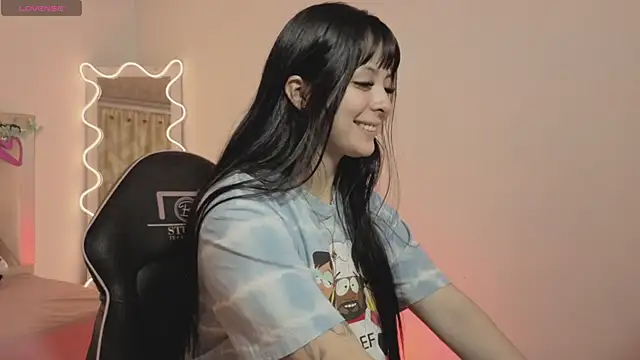 hina tay online show from 11.20.25