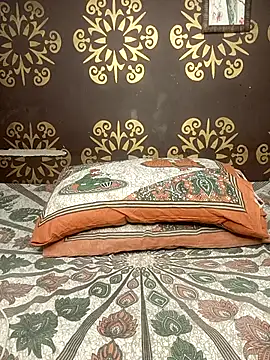 poojaji690 online show from 10.02.25