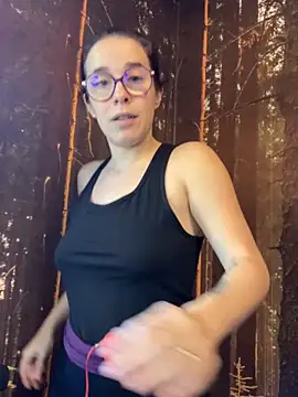 Snapshot of MagdalenaMedusa chatting on 11.04.25 MagdalenaMedusa online show from 11.04.25