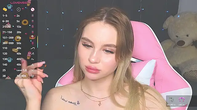 Snapshot of doll_barbieee chatting on 04.30.26 doll barbieee online show from 04.30.26