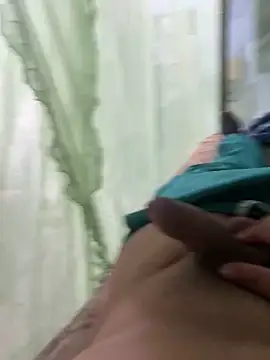 Avilespozo19993 online show from 11.26.25