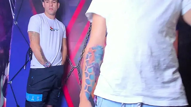 Snapshot of destroy_the_bimbo_ chatting on 01.17.25 destroy the bimbo  online show from 01.17.25