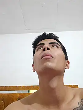 Velk hot online show from 12.21.24