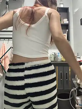 Aimeil online show from 11.11.25