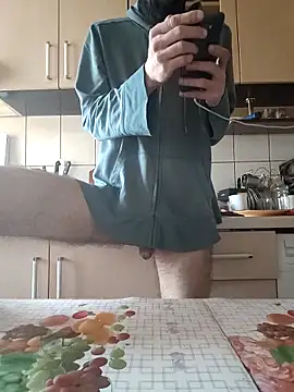 Snapshot of vulpe8400 chatting on 02.17.26 vulpe8400 online show from 02.17.26