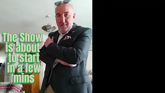 Adamdaddybear online show from 09.12.25