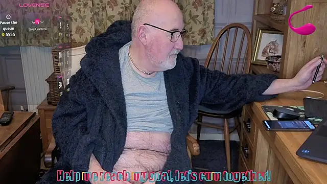 Adamdaddybear online show from 02.20.26