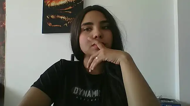 Snapshot of Miapeyton chatting on 12.03.24 Miapeyton online show from 12.03.24