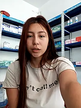 Snapshot of Sara_Brownx chatting on 01.25.25 Sara Brownx online show from 01.25.25