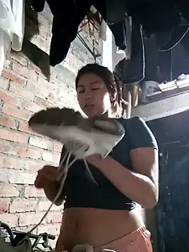 Snapshot of Sara_Brownx chatting on 02.20.25 Sara Brownx online show from 02.20.25