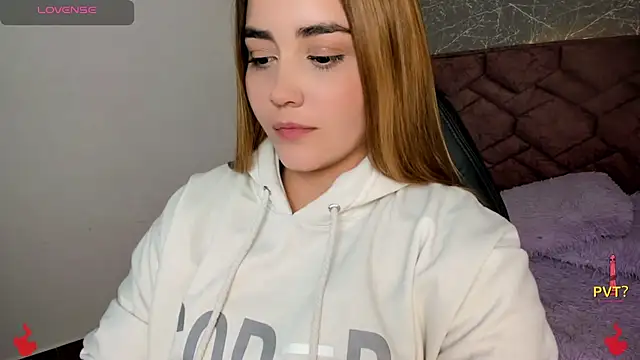 Lucia star   online show from 12.09.24