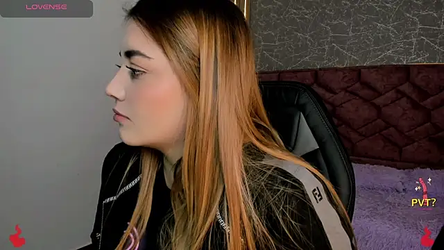 Lucia star   online show from 01.13.25