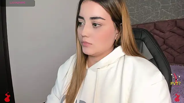 Lucia star   online show from 01.14.25