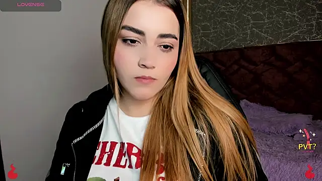 Lucia star   online show from 01.17.25