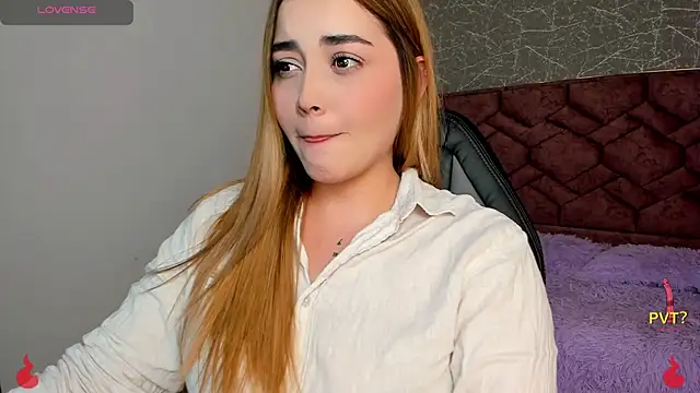 Lucia star   online show from 01.20.25