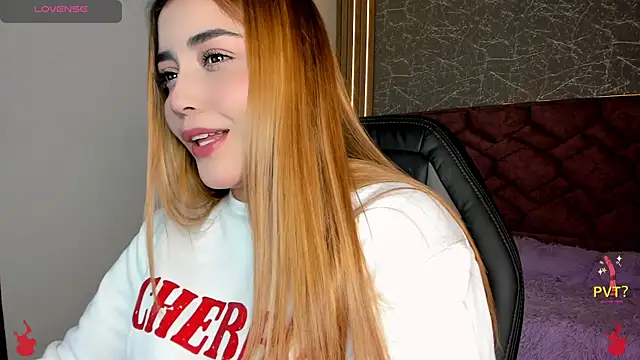 Lucia star   online show from 01.24.25