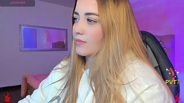 Lucia star   online show from 02.07.25