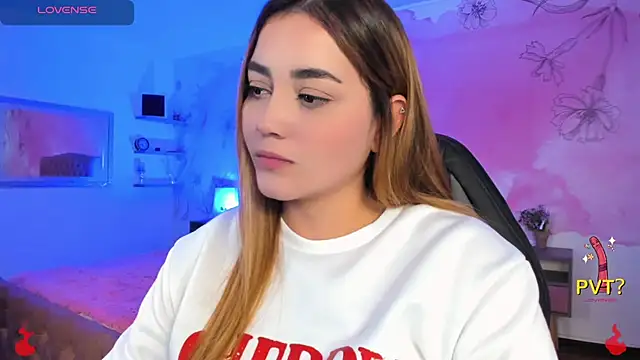 Lucia star   online show from 02.19.25