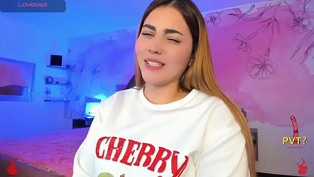 Lucia star   online show from 02.19.25