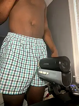 Festivitiesking1 online show from 11.30.25