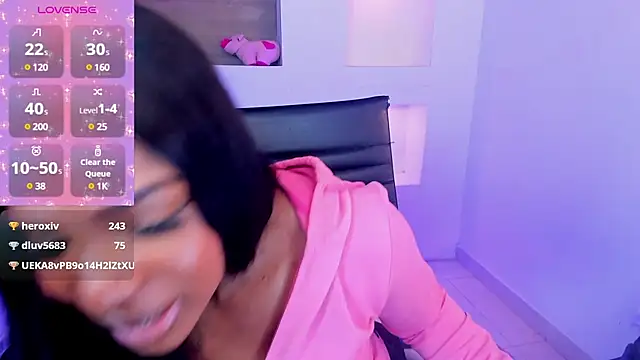 IvyBliss8 online show from 02.17.25