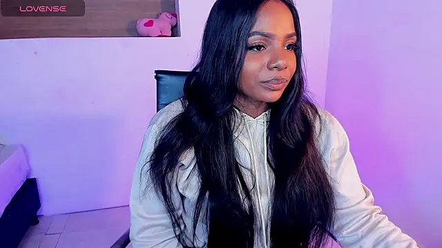 IvyBliss8 online show from 02.23.25