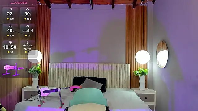 IvyBliss8 online show from 11.18.25