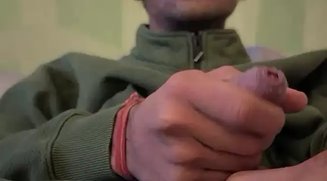 Snapshot of SexMachine1069 chatting on 12.06.24 SexMachine1069 online show from 12.06.24