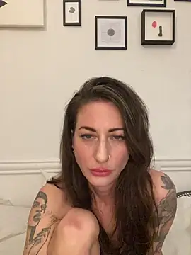 Snapshot of Thunder-Cunt chatting on 02.26.26 Thunder-Cunt online show from 02.26.26