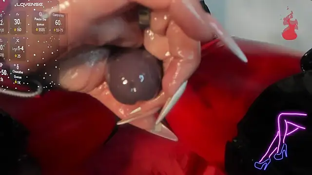 Molenna queenn online show from 12.24.24