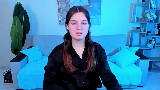 BonneyLove online show from 01.28.25