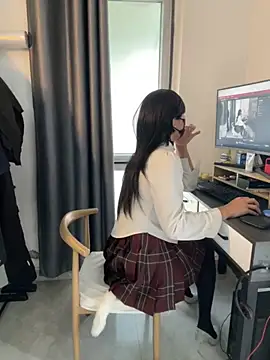 Snapshot of AwakeSubtitle chatting on 10.25.25 AwakeSubtitle online show from 10.25.25