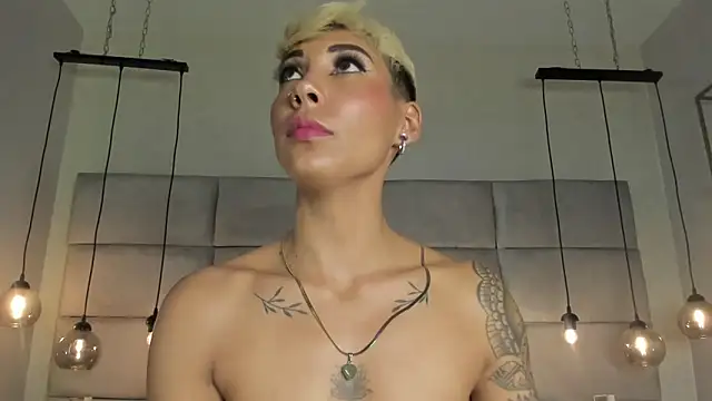 MiaMorgan  online show from 01.18.25