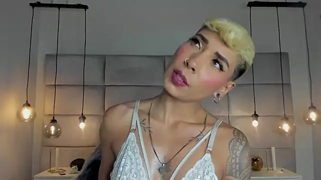 MiaMorgan  online show from 01.25.25