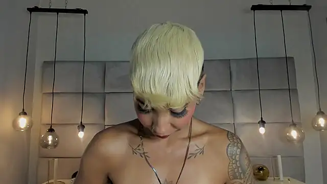 MiaMorgan  online show from 01.26.25