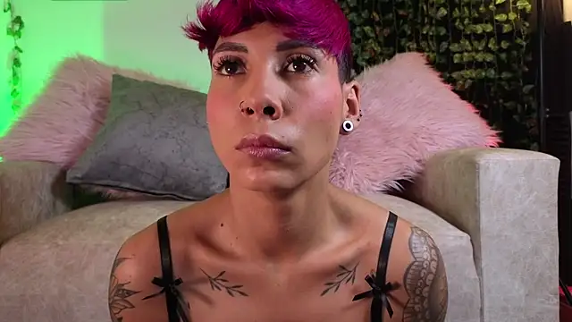 MiaMorgan  online show from 11.08.25