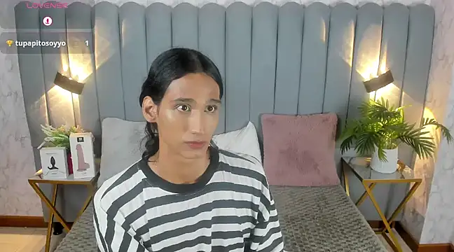 skyyfoxpraga online show from 01.11.25