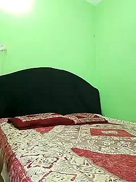 Snapshot of Taniya07 chatting on 01.26.25 Taniya07 online show from 01.26.25