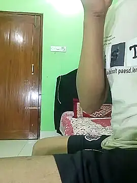 Snapshot of Taniya07 chatting on 01.28.25 Taniya07 online show from 01.28.25